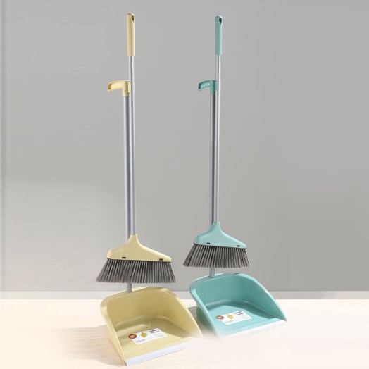 Long Metal Handle Broom with Plastic Dustpan – Standard Floor Sweeping Set - Image 1